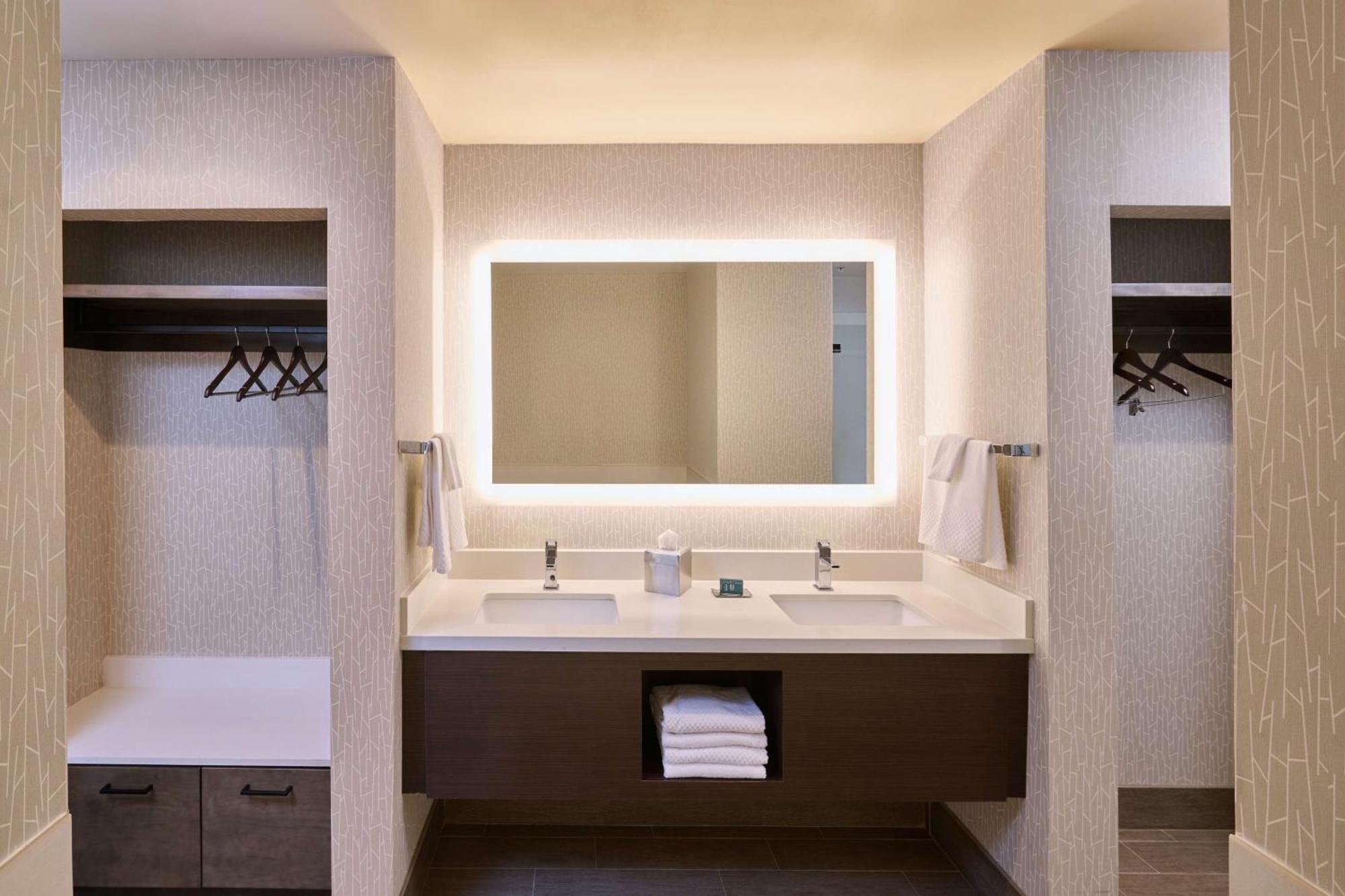 Hotel Doubletree By Hilton Buena Park Extérieur photo